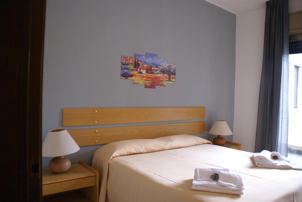 Hotel Rasula Alta Gravina di Catania Luaran gambar