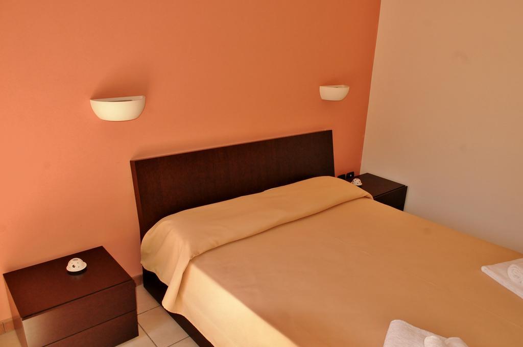 Hotel Rasula Alta Gravina di Catania Luaran gambar