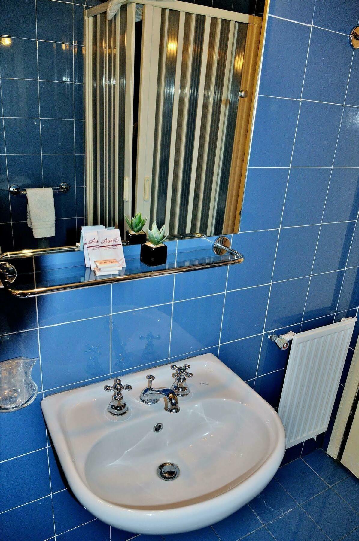 Hotel Rasula Alta Gravina di Catania Luaran gambar