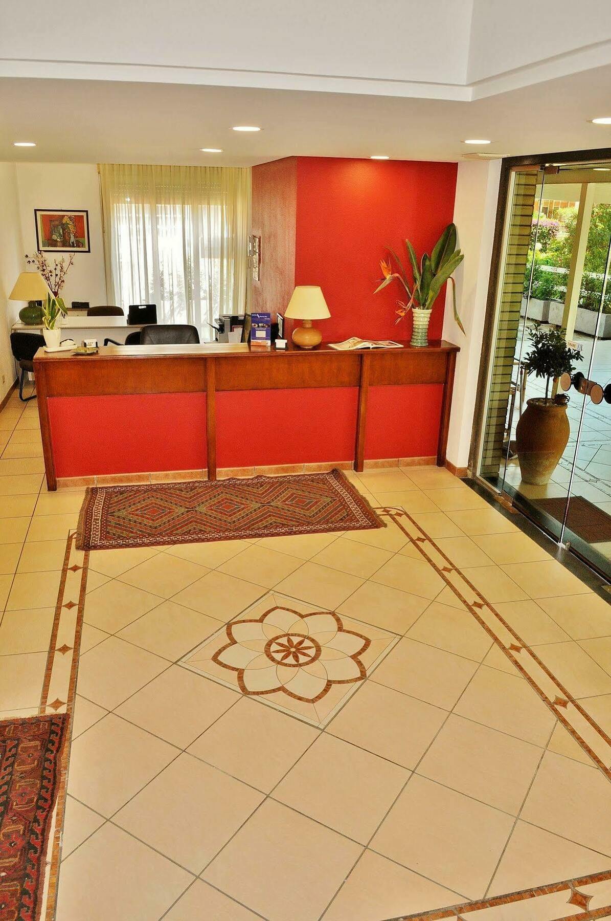 Hotel Rasula Alta Gravina di Catania Luaran gambar